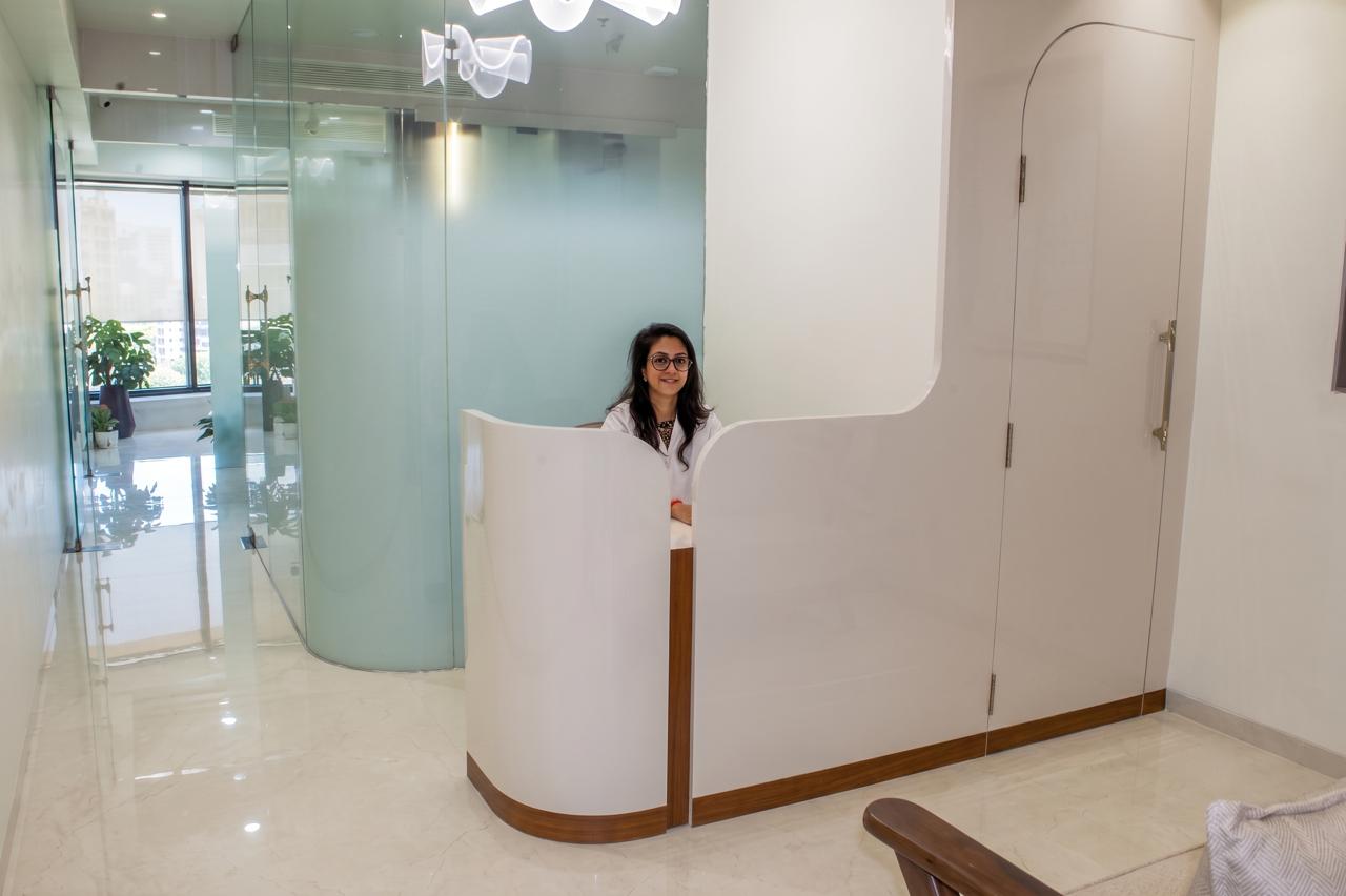 Reception & Waiting Lounge